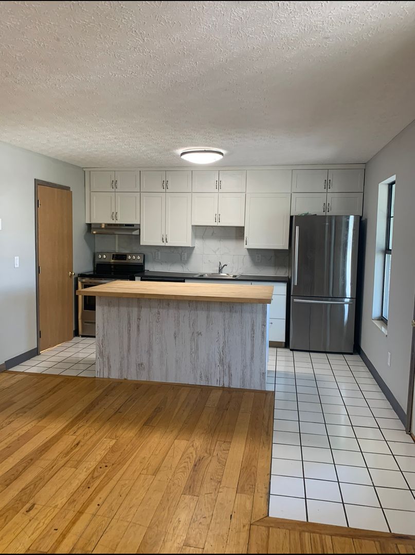 Columbus Apartment: 81-93 Chittenden Avenue