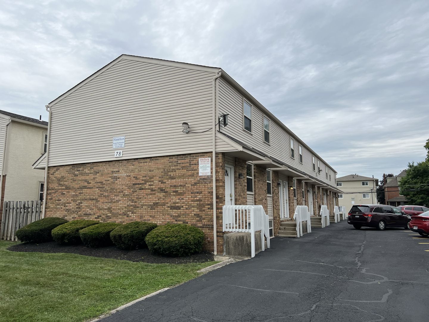 Columbus Apartment: 78 W. 9th Ave.