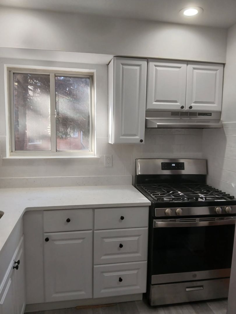 Bridgewater Apartment: 82-106 Finderne Avenue