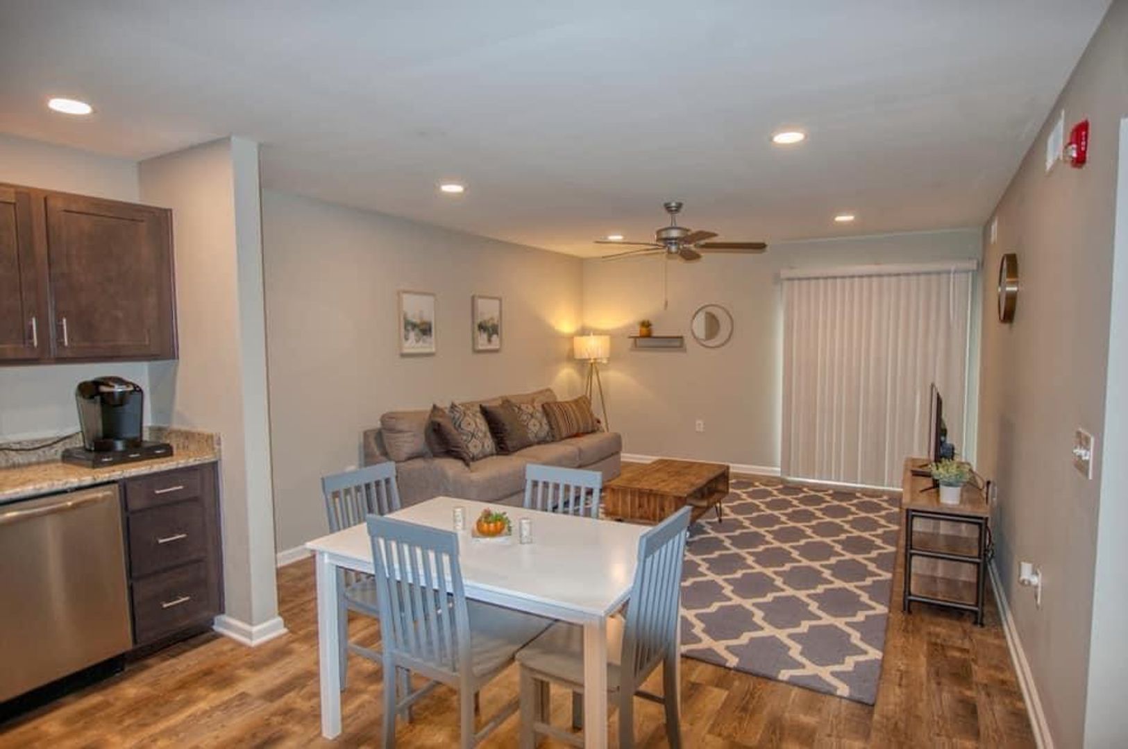 Kokomo Apartment: 1901 South Park Road