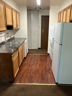 Upstairs 2 Bedroom – photo 1