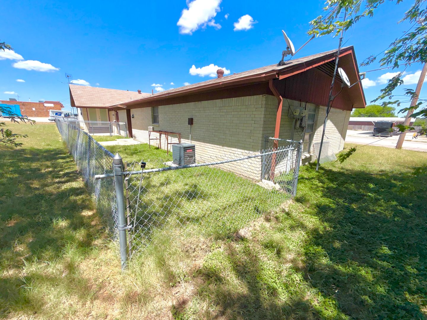 Killeen House: 2200 Wheeler Ave #A