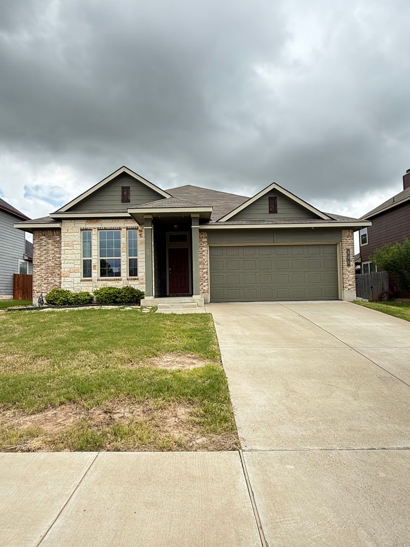 Copperas Cove House: 846 Ross Rd