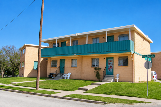 4910 East Side Ave - 205 – photo 1