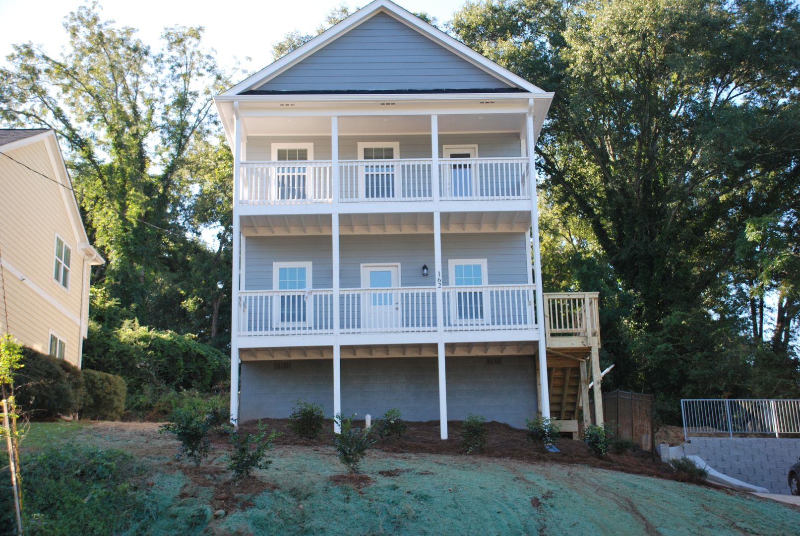 Athens Apartment: 162 Strickland Avenue