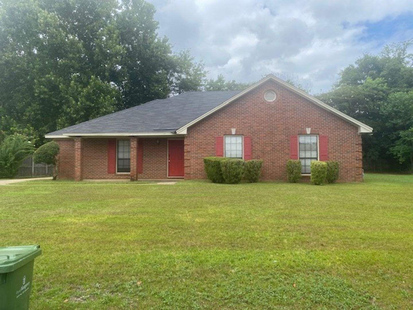 Montgomery House: 2313 Cedarwood Lane