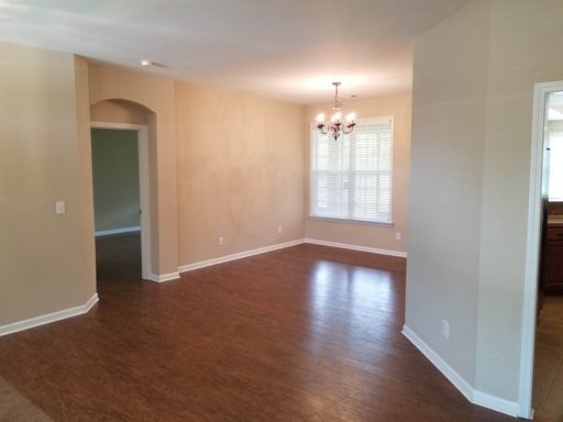 Listing photo thumbnail