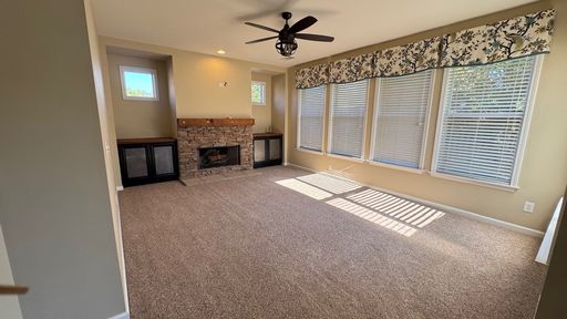 Listing photo thumbnail