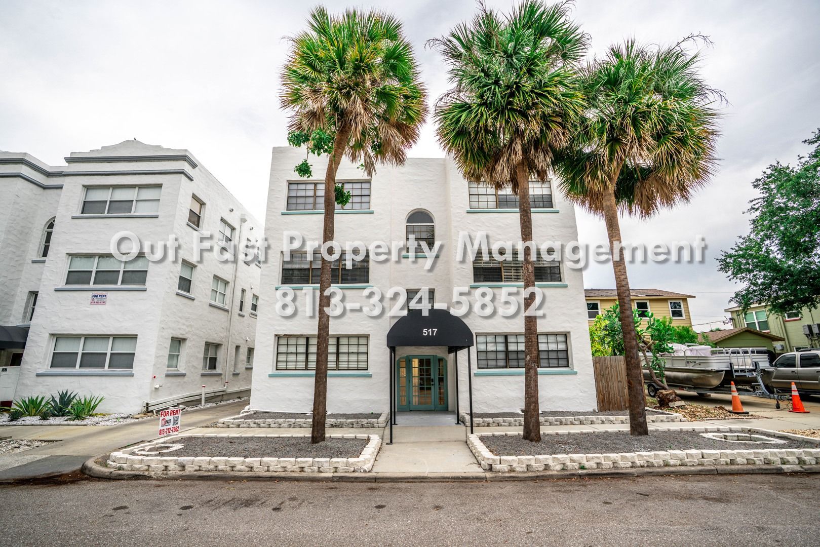 Tampa Apartment: 517 Columbia Dr