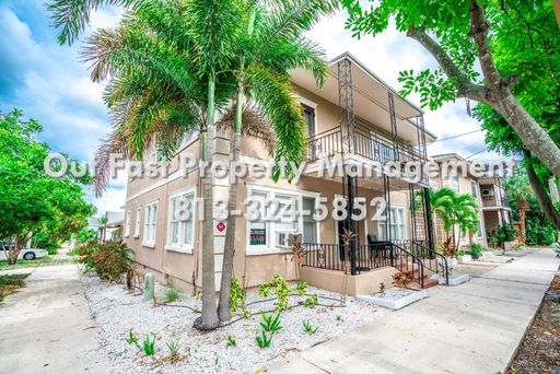 Downtown St. Petersburg 1-Bed with Private Balcony
