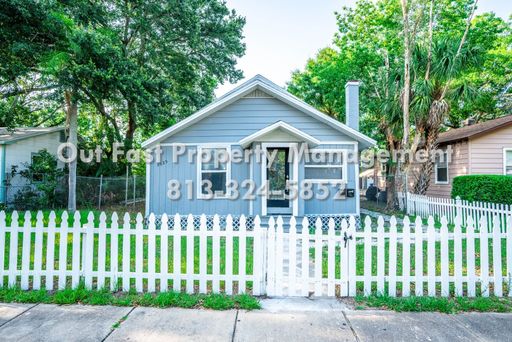 Renovated Home Minutes from Downtown St. Pete & Gulf Beaches – photo 1