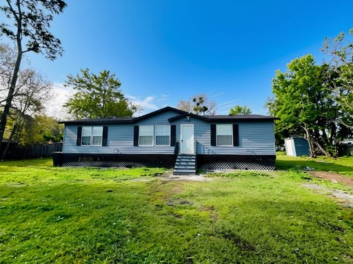 Beautiful 3 Bedrooms / 2 Bathrooms Near Avalon Park ***Available 08/25/2026*** – photo 1