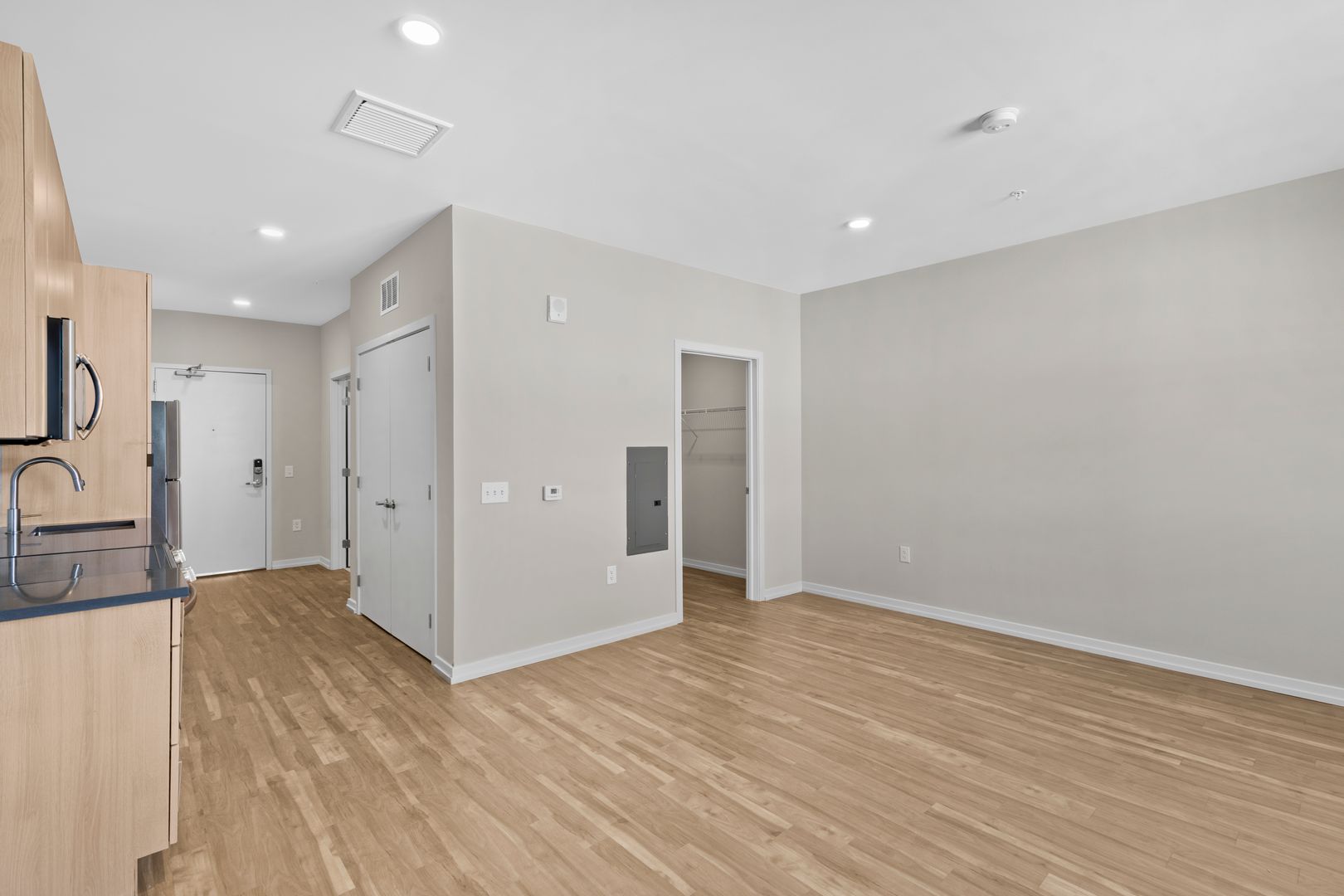 Philadelphia Apartment: 417 Callowhill Street