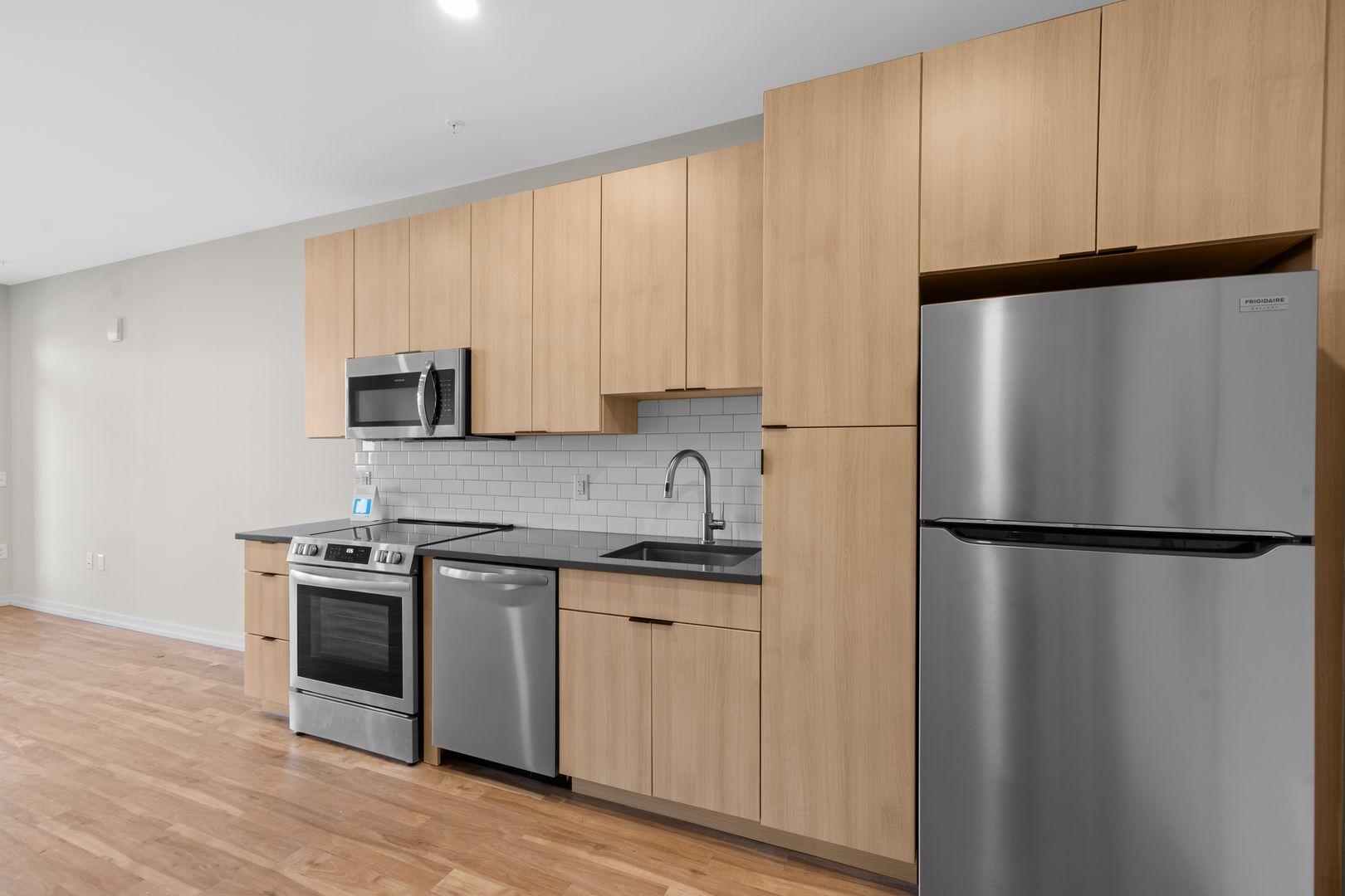 Philadelphia Apartment: 417 Callowhill Street