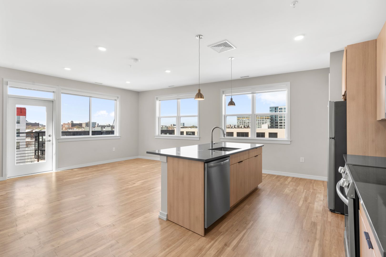 Philadelphia Apartment: 417 Callowhill Street