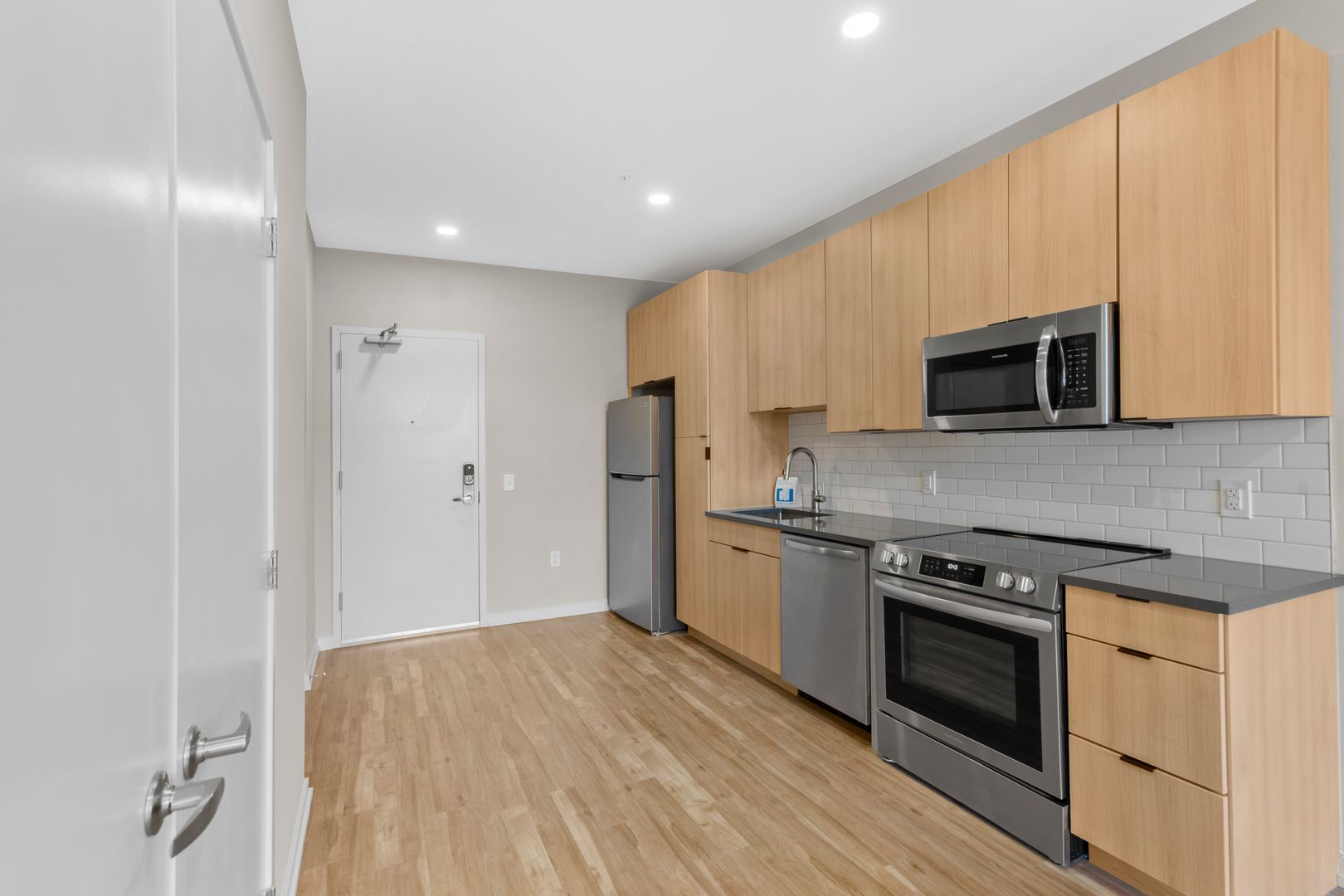Philadelphia Apartment: 417 Callowhill Street