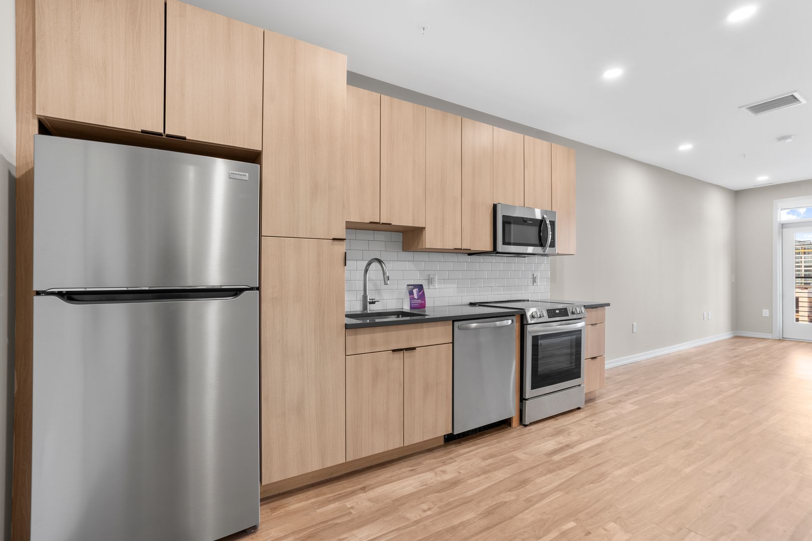 Philadelphia Apartment: 417 Callowhill Street