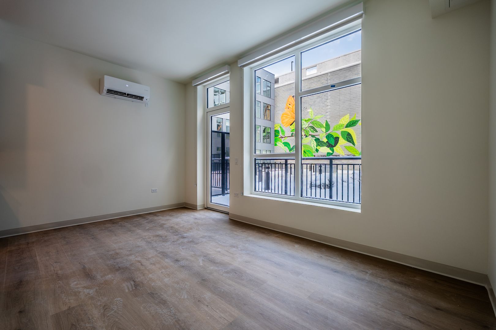 Chicago Apartment: 1529 N Fremont St