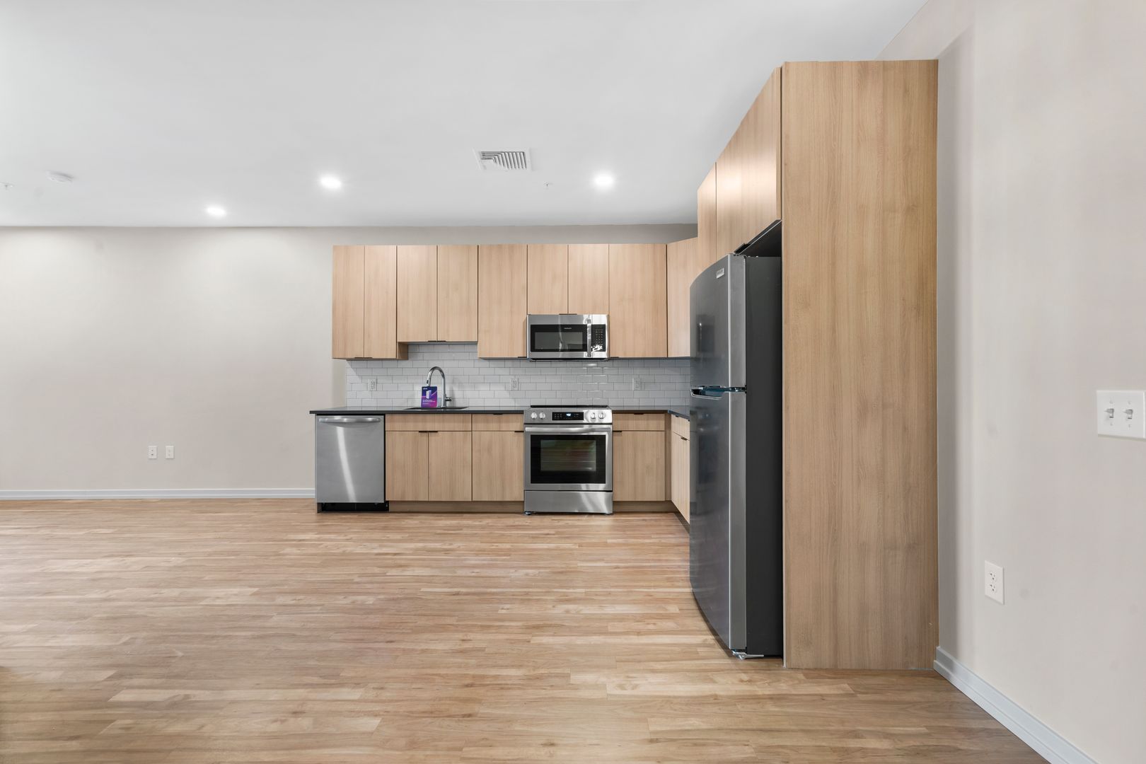 Philadelphia Apartment: 417 Callowhill Street