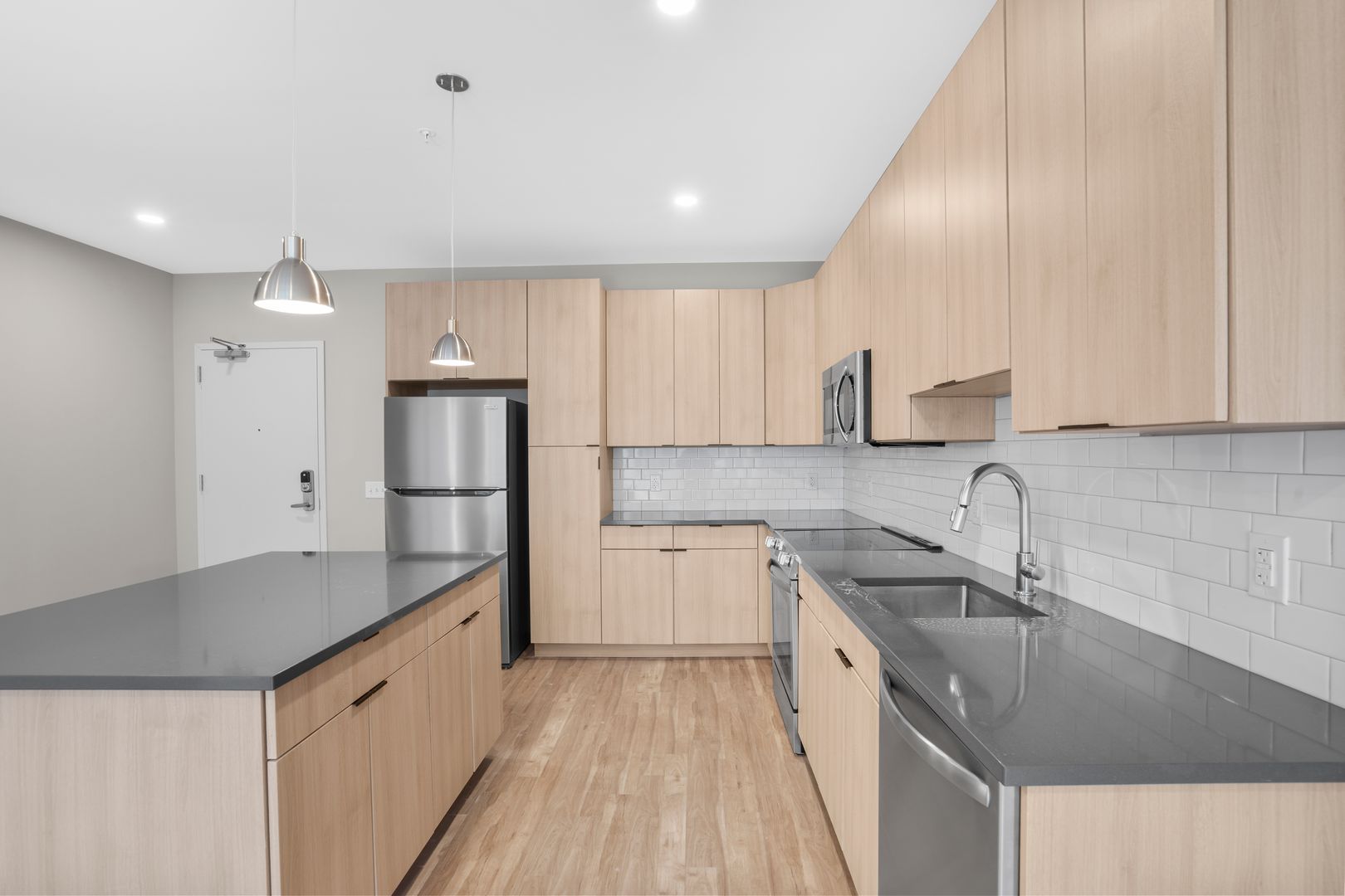 Philadelphia Apartment: 417 Callowhill Street