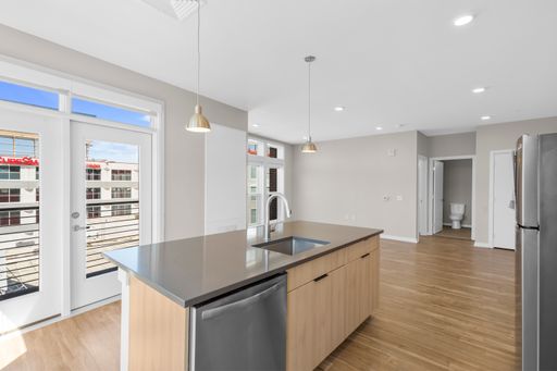 Spacious Two bedroom – photo 1