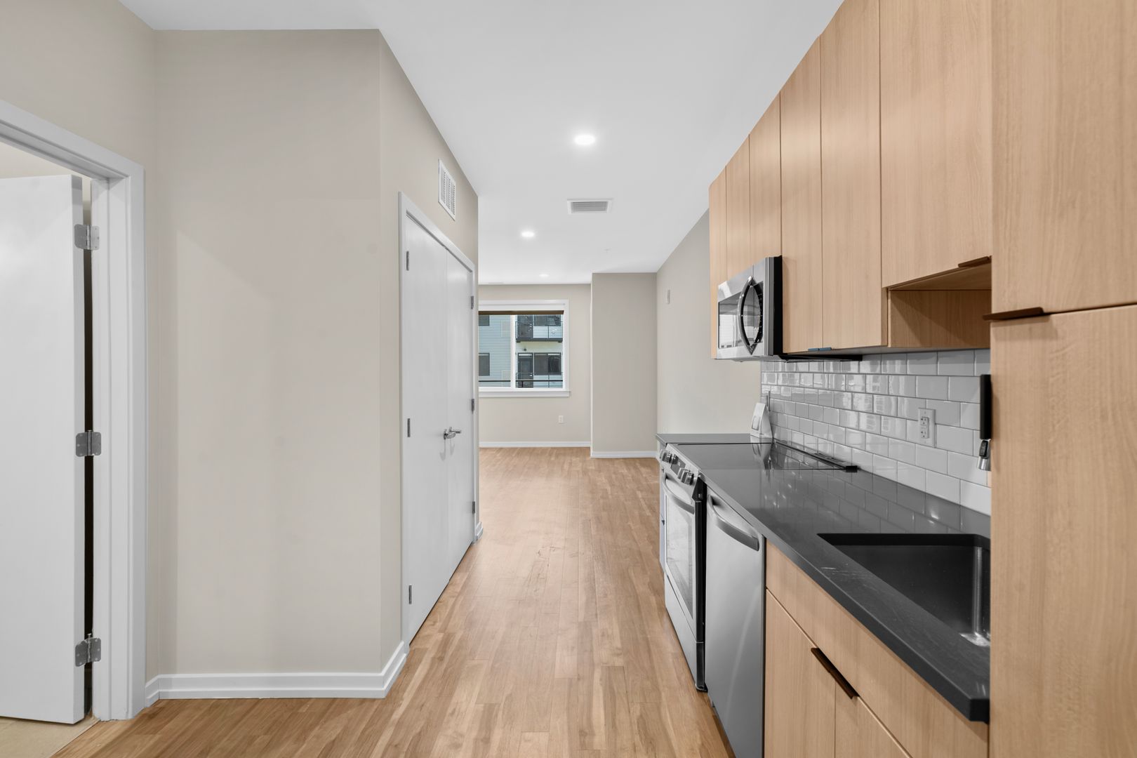 Philadelphia Apartment: 417 Callowhill Street