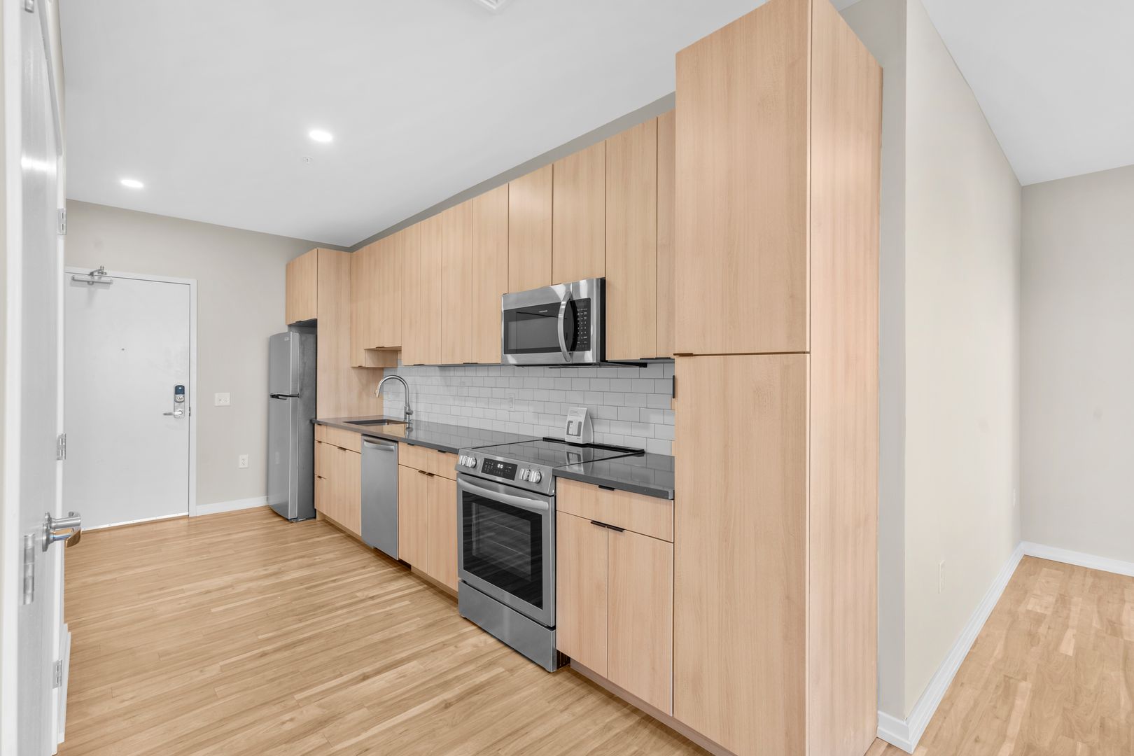 Philadelphia Apartment: 417 Callowhill Street
