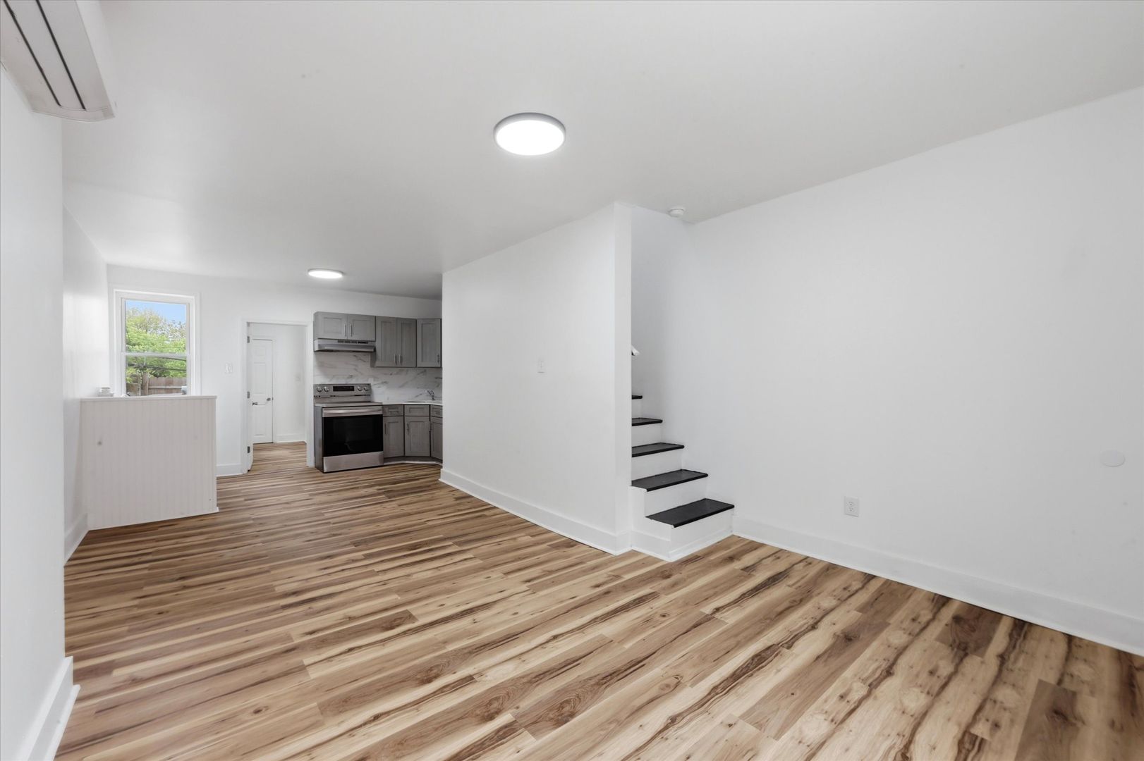 Philadelphia House: 2318 N Beechwood St
