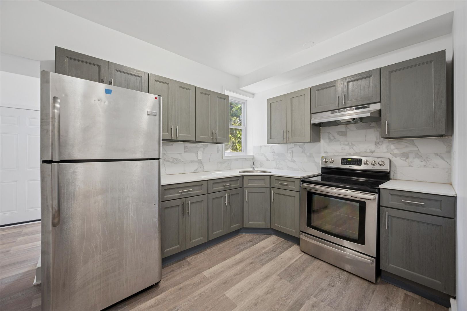 Philadelphia House: 2443 N Corlies St