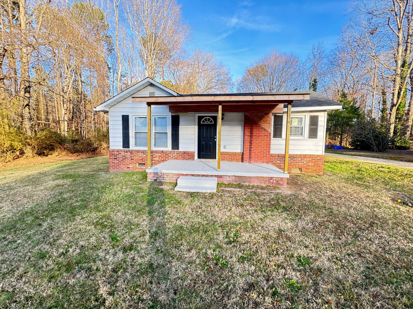 Kannapolis House: 1714 Enochville Road