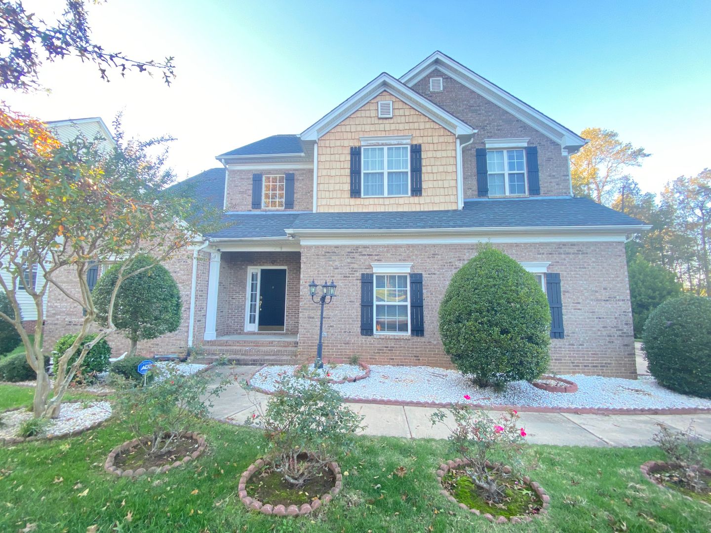 11127 Fountaingrove Dr, Charlotte, NC 28262