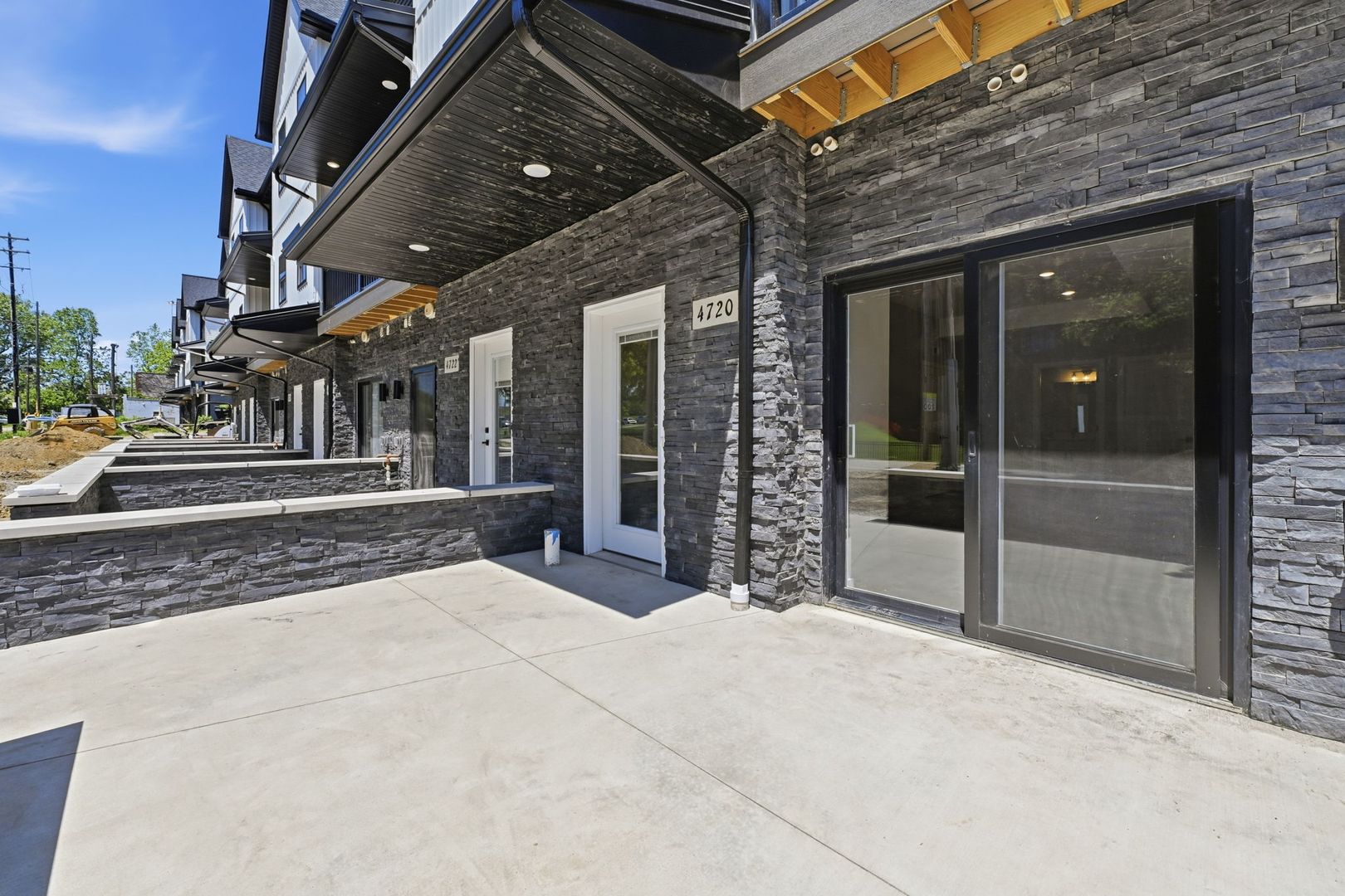 Cleveland Townhome: 4720 Walworth Avenue