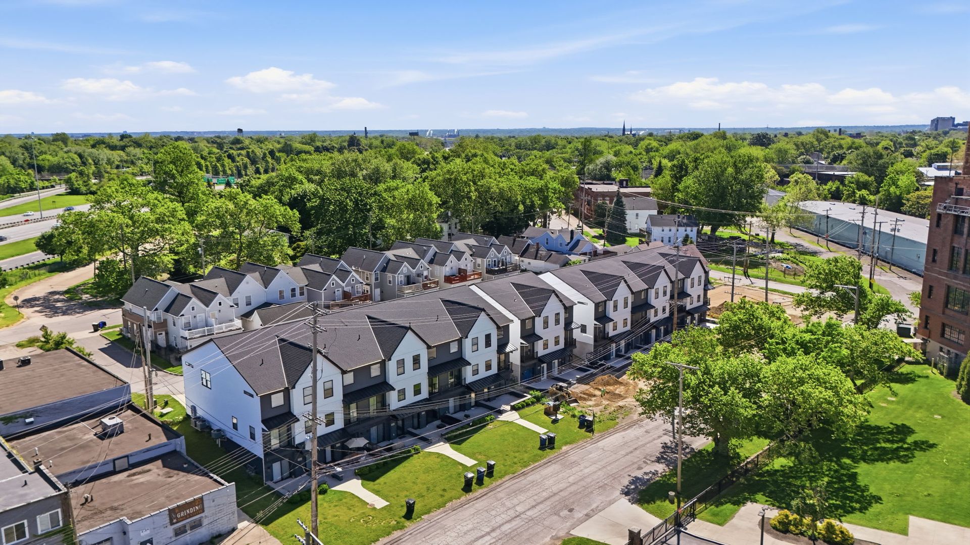 Cleveland Townhome: 4722 Walworth Avenue