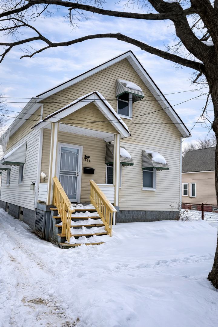 Cleveland House: 3666 East 57th