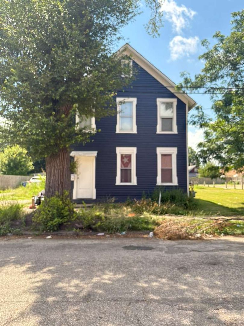 Cleveland Apartment: 3130 W 33rd Street