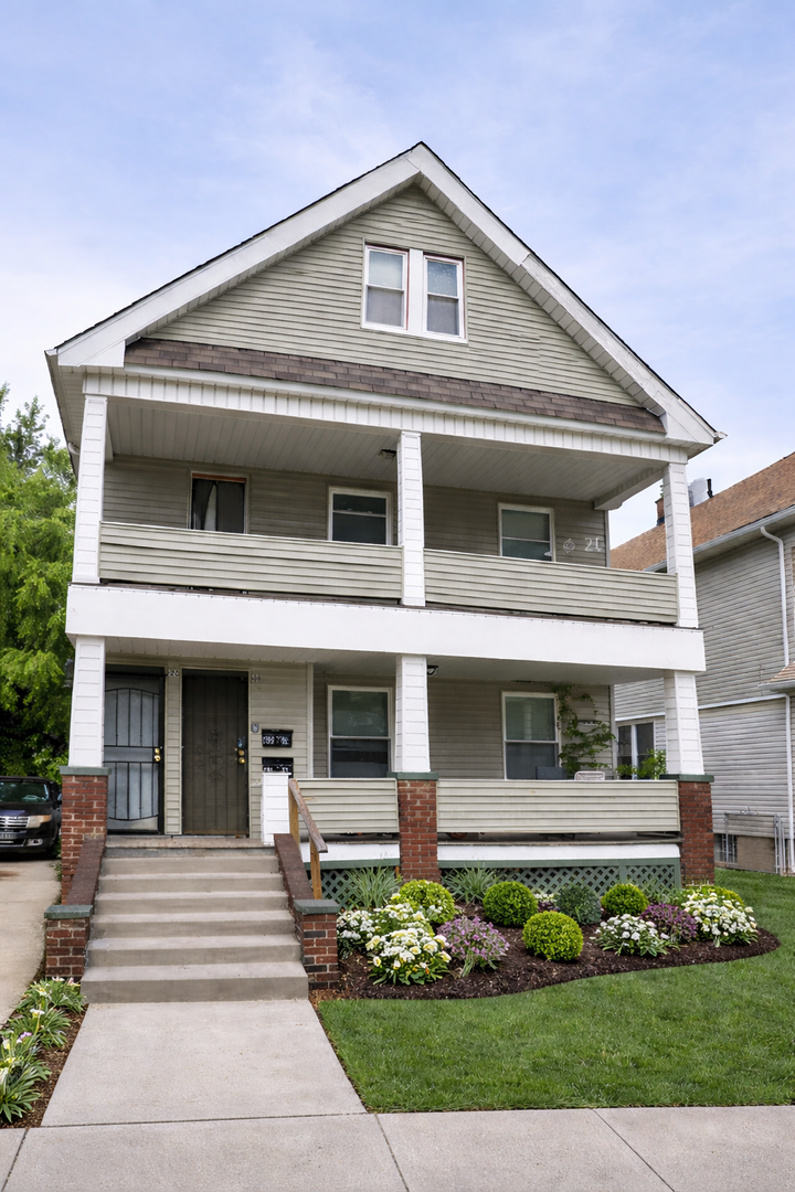 Cleveland Apartment: 618 E 97th