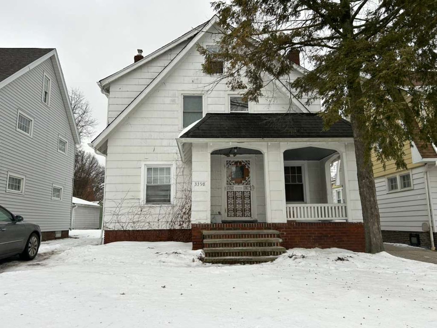 Cleveland Heights House: 3398 Winsford Road