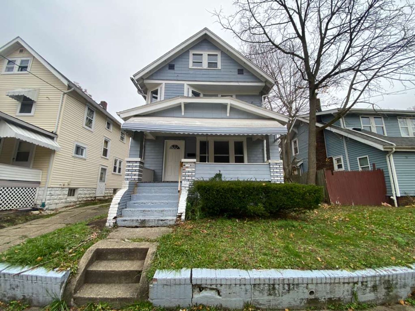 Akron House: 1289 Girard Street