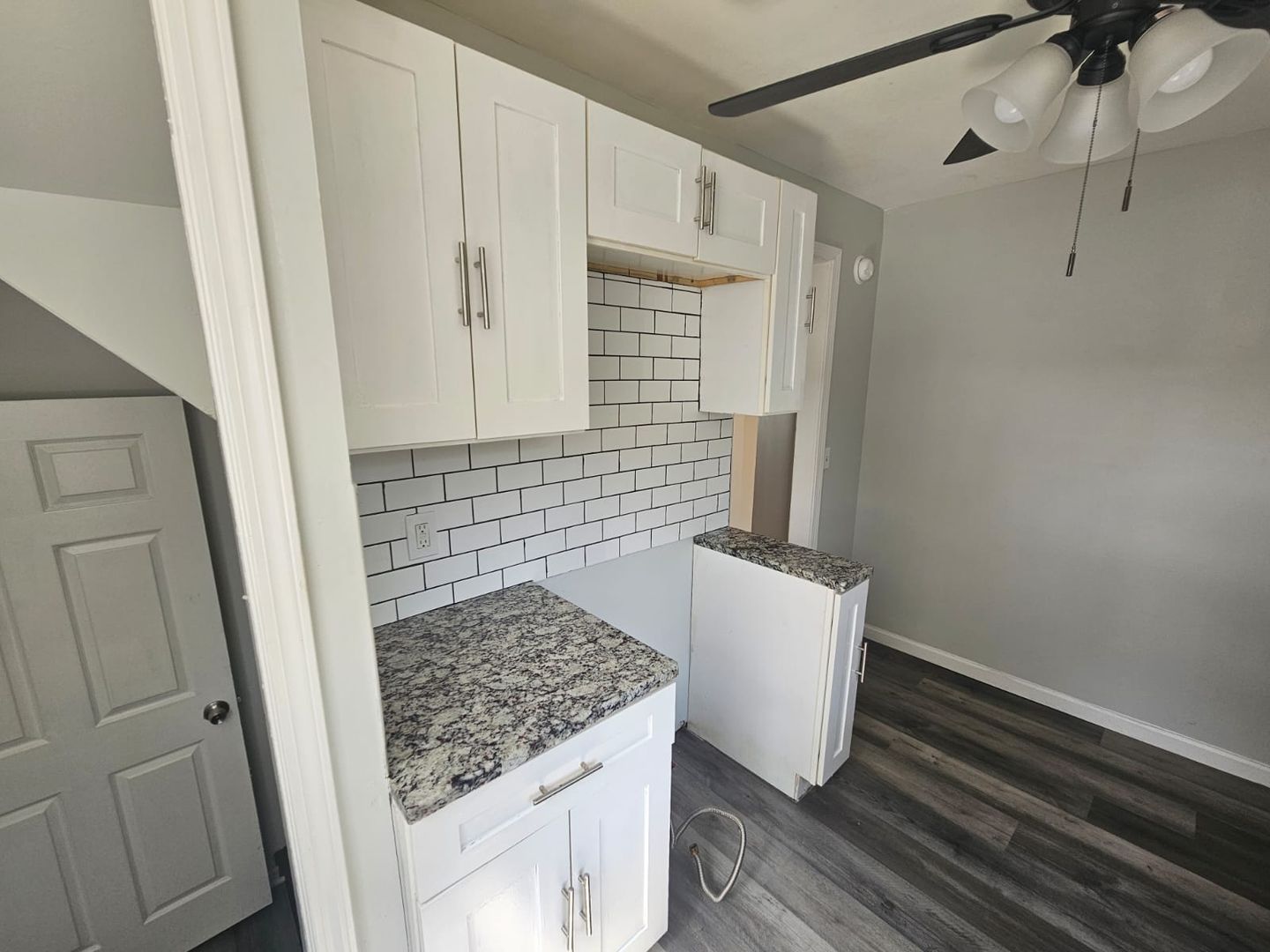 20630 Morris Avenue 7 of 12