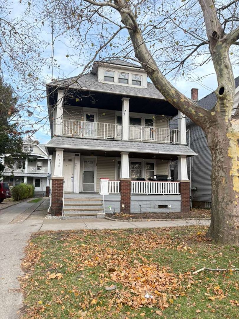 Cleveland Apartment: 2109  W 11th St