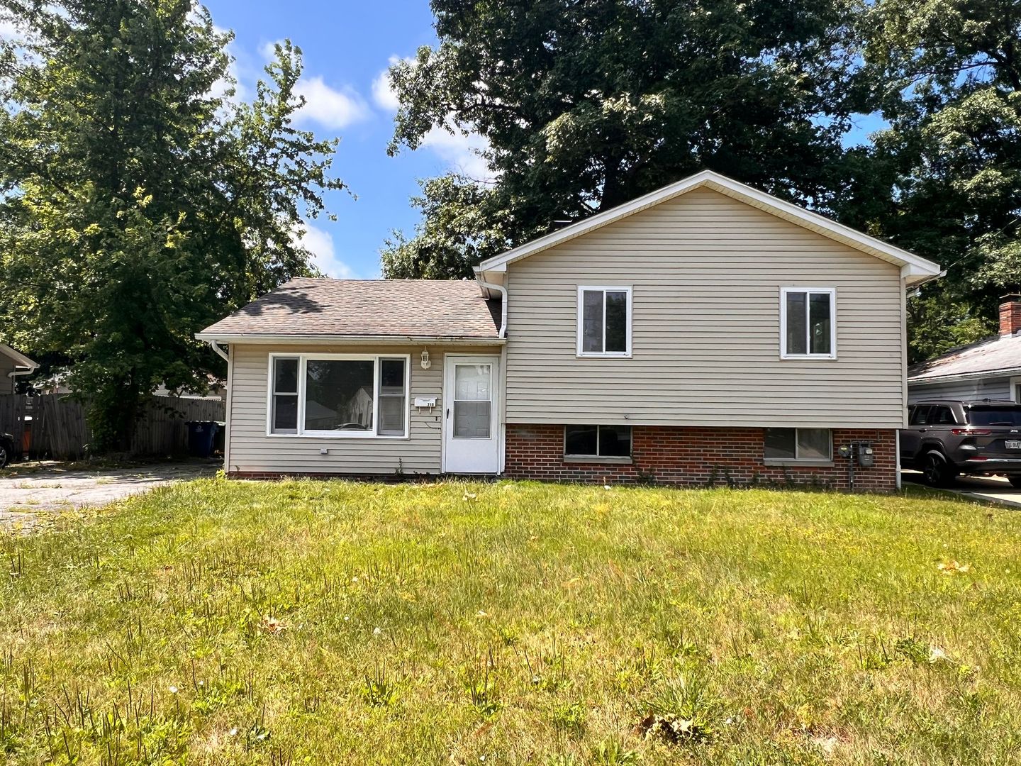 Eastlake House: 210 Kenyon Rd