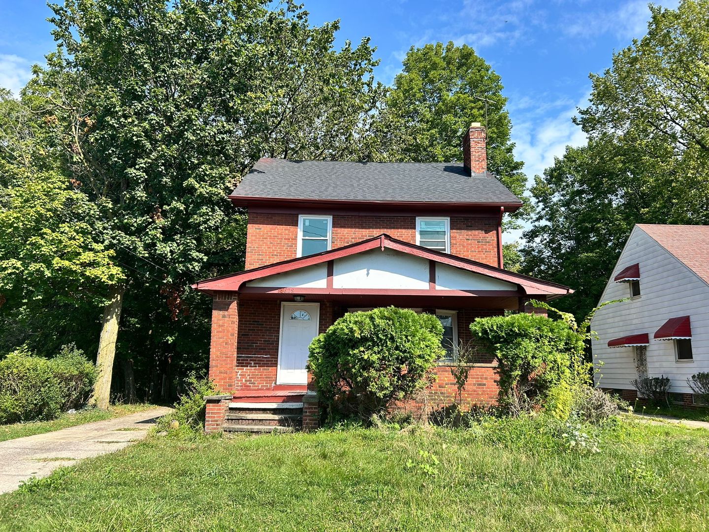 Garfield Heights House: 13629 Cranwood Park Boulevard