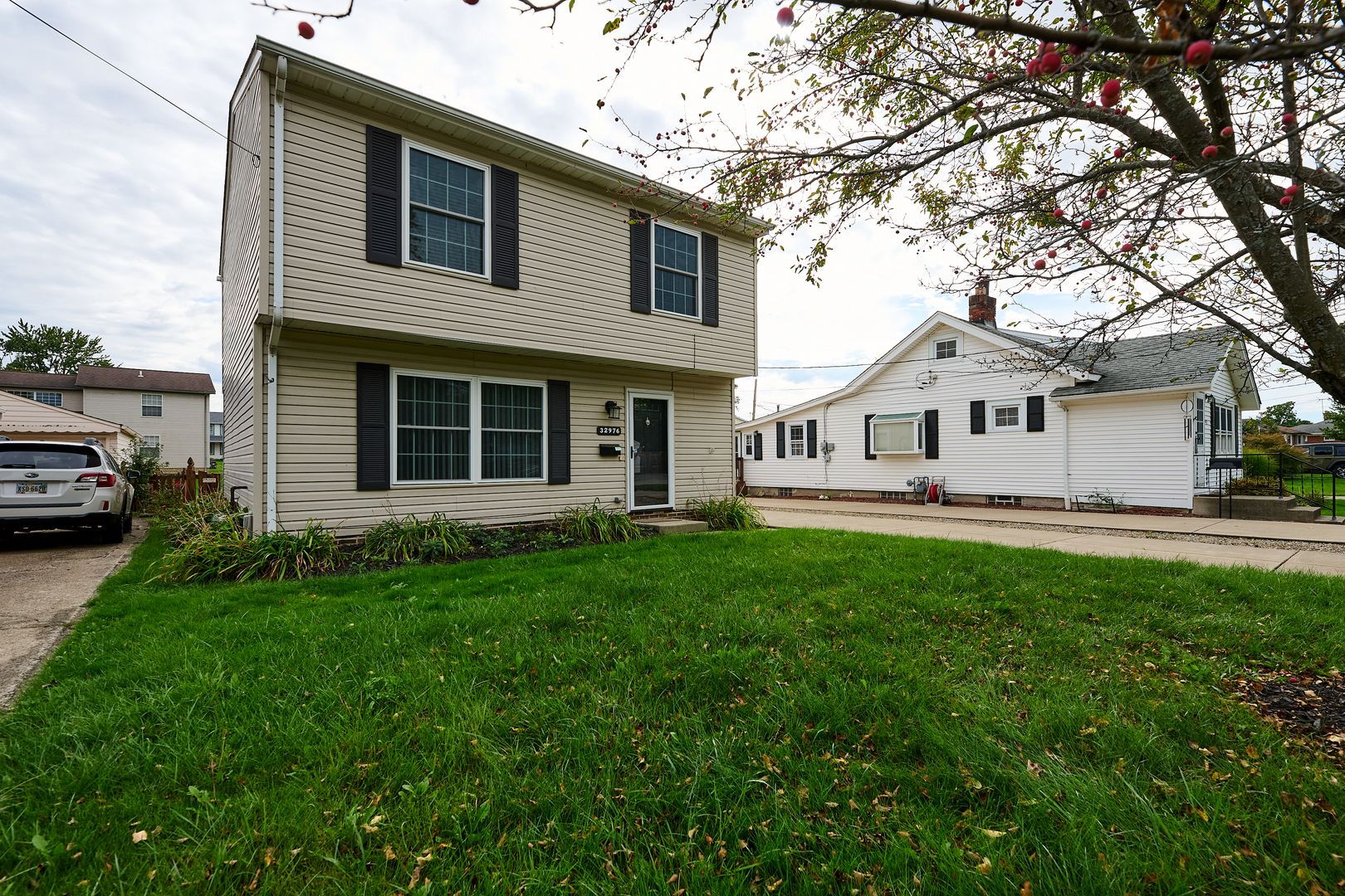 Eastlake House: 32976 Edwards Ave