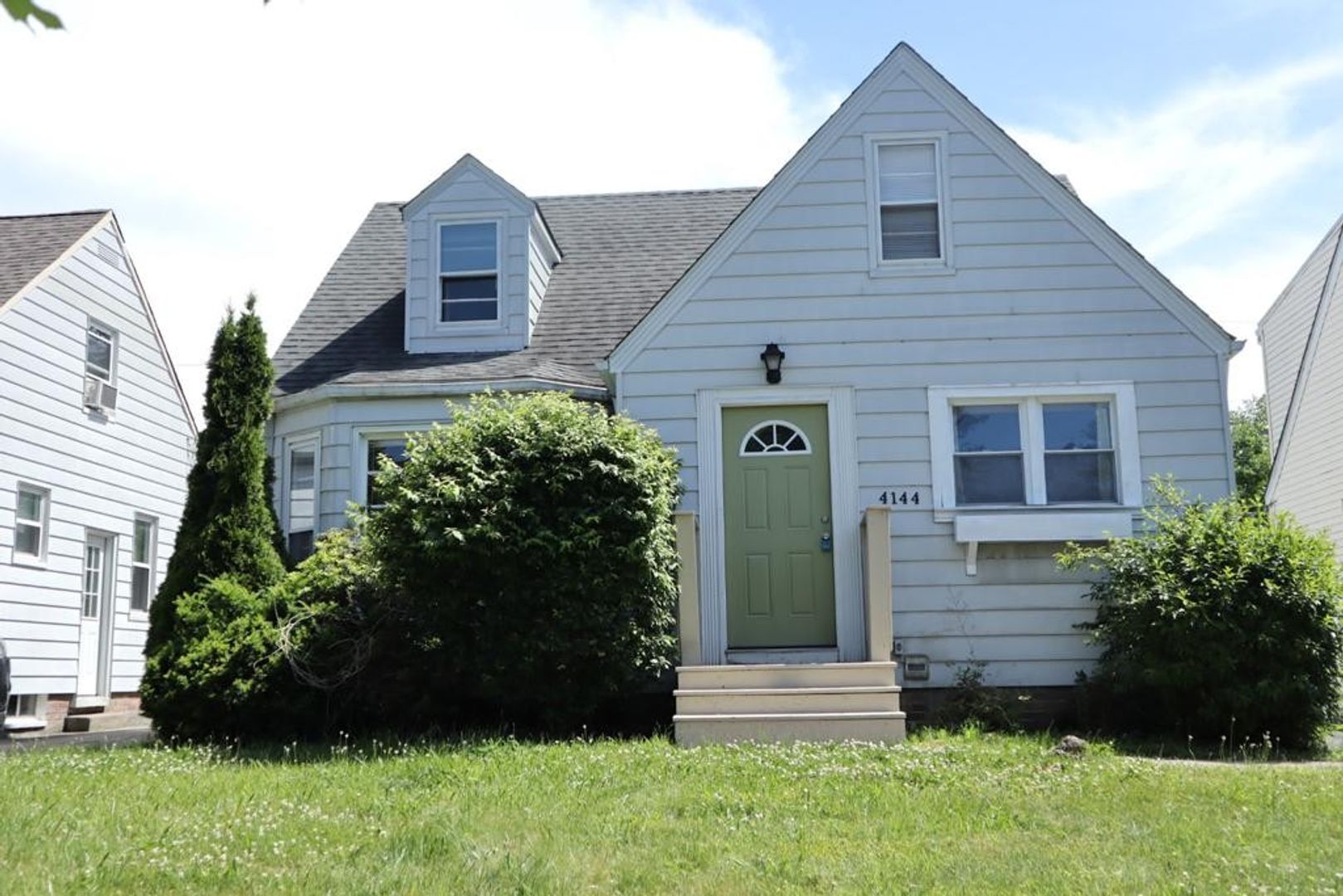 South Euclid House: 4144 Hinsdale Rd