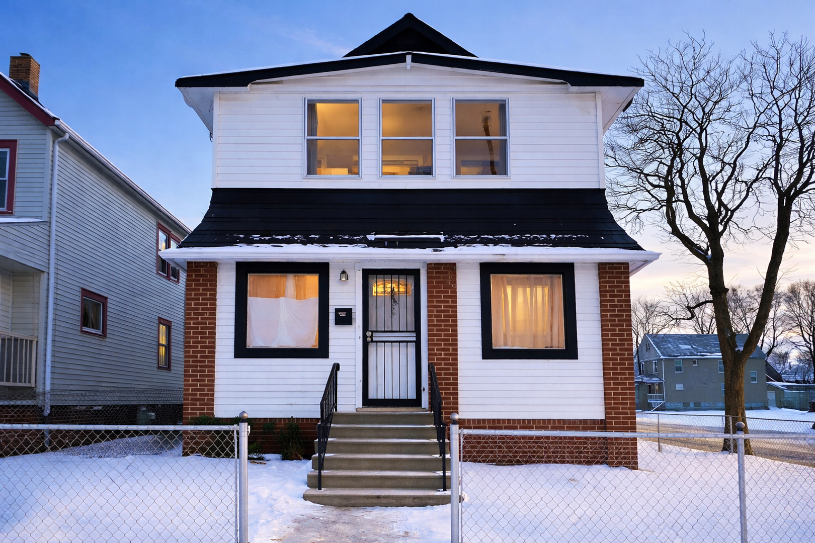 Cleveland Apartment: 12502 Forest Avenue