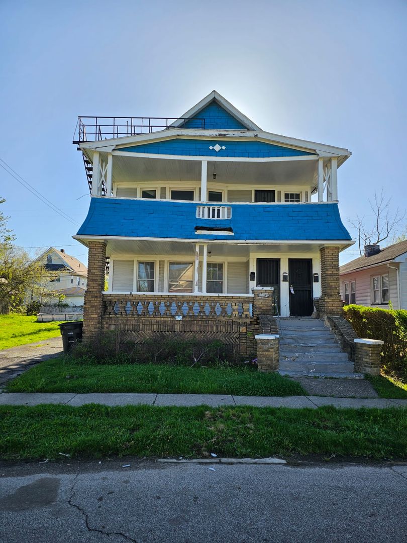 Cleveland Apartment: 3685 E 143rd St