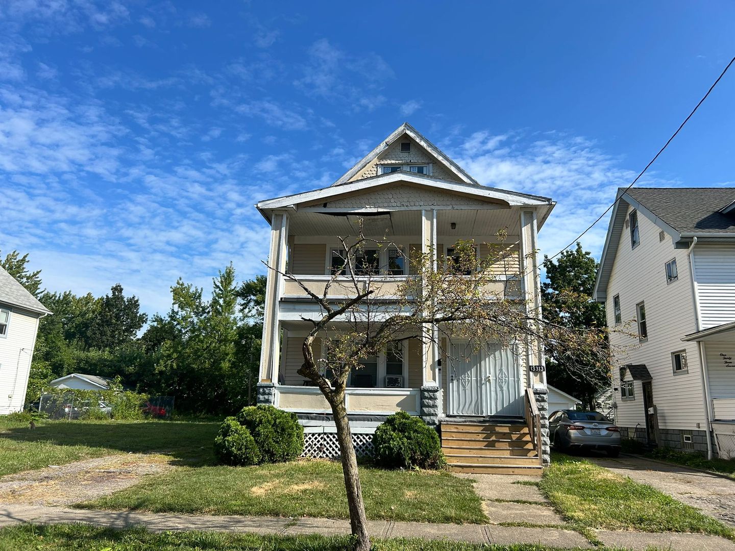 Cleveland Apartment: 13313 Ferris Avenue