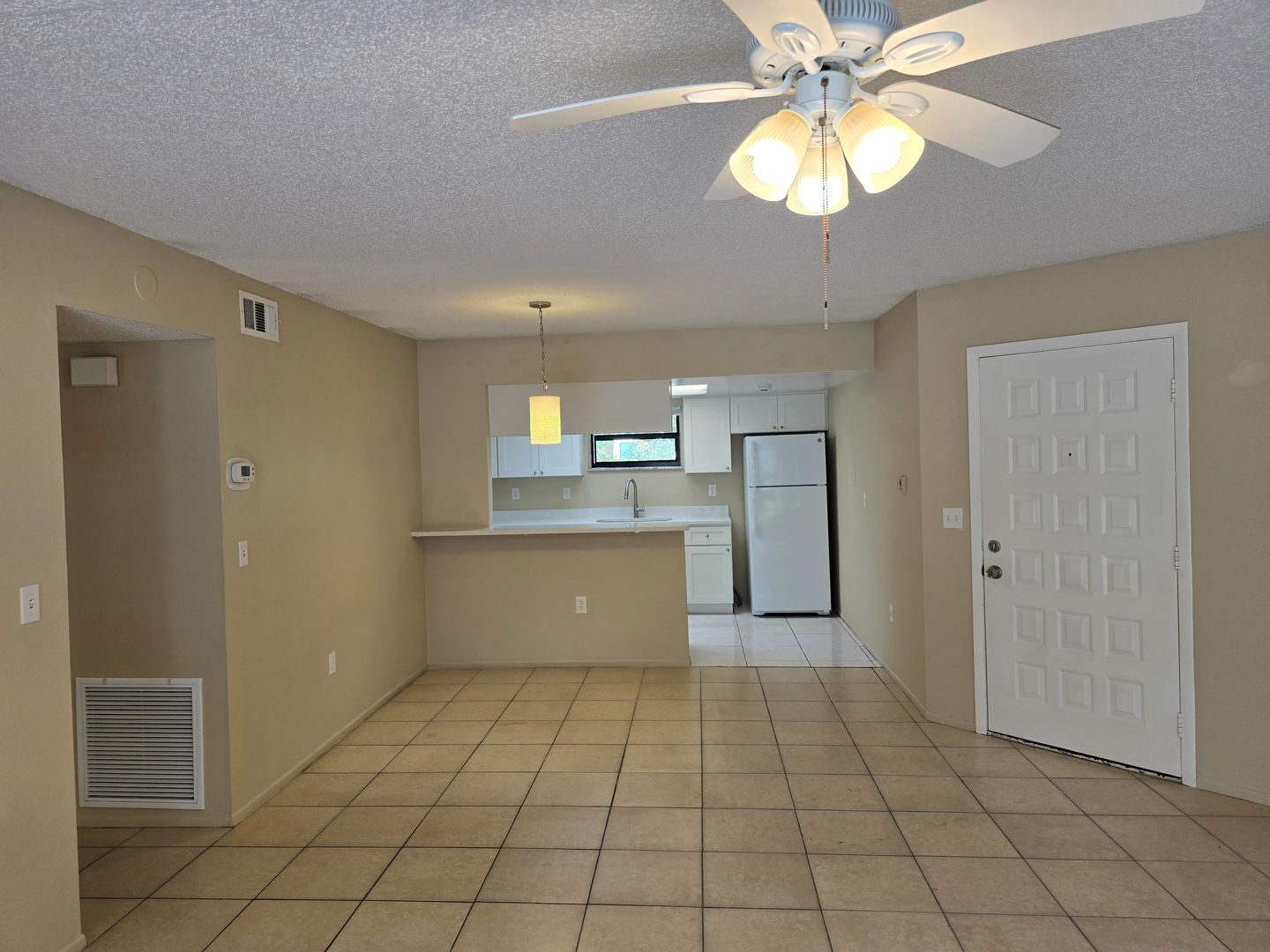 Sarasota House: 841 Mecca Dr.