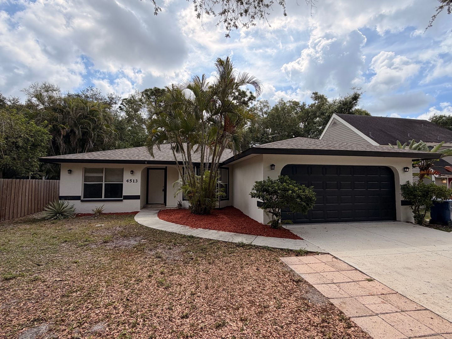 Sarasota House: 4513 Groveland