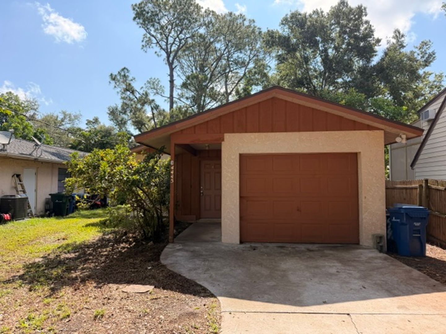 Sarasota House: 4445 Worcester